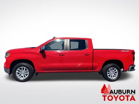 Used 2023 Chevrolet Silverado 1500 LT w/ Convenience Package II AWD/4WD image 4