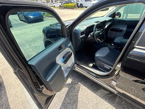 Used 2025 Ford Maverick XLT FWD image 27