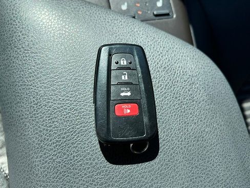 Used 2023 Toyota Camry SE w/ Cold Weather Package image 34