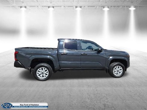 Used 2024 Toyota Tacoma SR RWD image 13