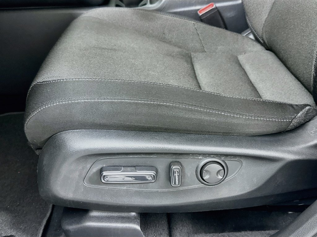 Used 2023 Honda CR-V EX image 19
