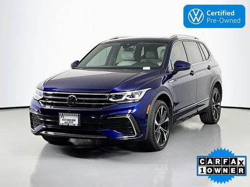 Certified 2024 Volkswagen Tiguan SEL R-Line AWD/4WD image 3