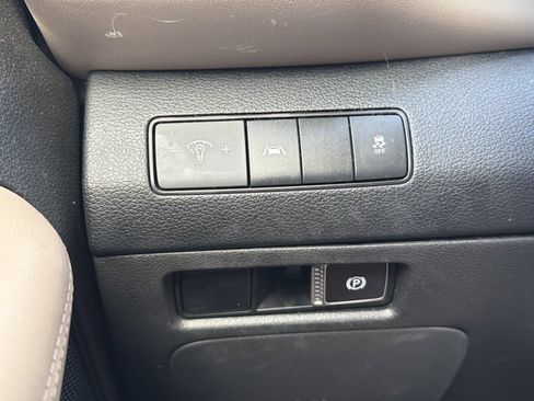Used 2023 Hyundai Santa Fe SE FWD image 26