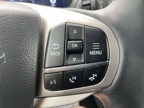 Used 2025 Ford Explorer Active w/ Active Comfort Package RWD image 26