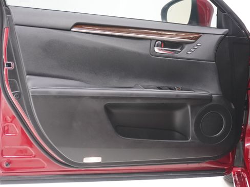 Used 2017 Lexus ES 350 w/ Luxury Package FWD image 13