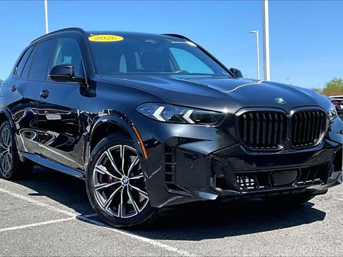 Used 2026 BMW X5 xDrive40i w/ M Sport Package image 2