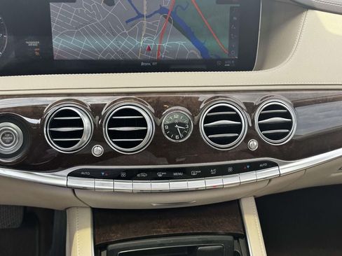 Used 2018 Mercedes-Benz S 560 4MATIC Sedan image 25