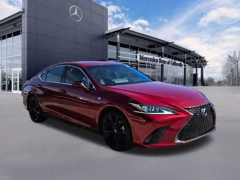 Used 2022 Lexus ES 300h F Sport image 3