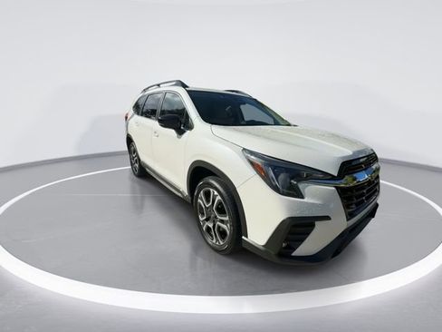 Certified 2025 Subaru Ascent Limited AWD/4WD image 2