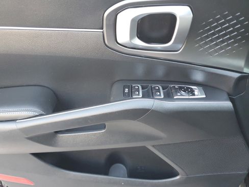 Certified 2021 Kia Sorento S image 15