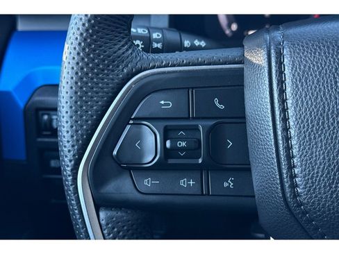 Certified 2025 Toyota Tacoma TRD Sport image 25