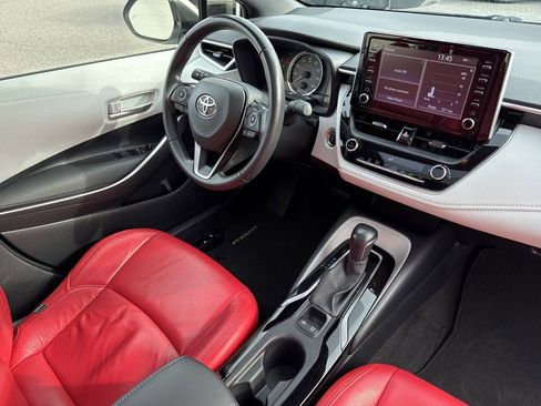 Used 2020 Toyota Corolla SE image 31