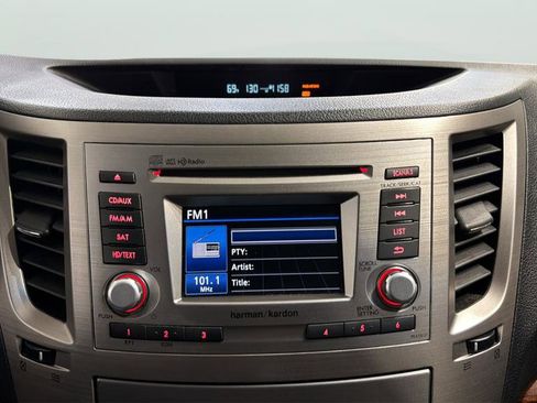 Used 2014 Subaru Outback 2.5i Limited image 25