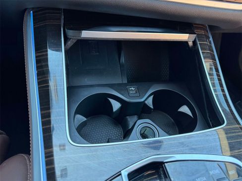 Certified 2025 BMW X5 xDrive50e w/ Premium Package image 15