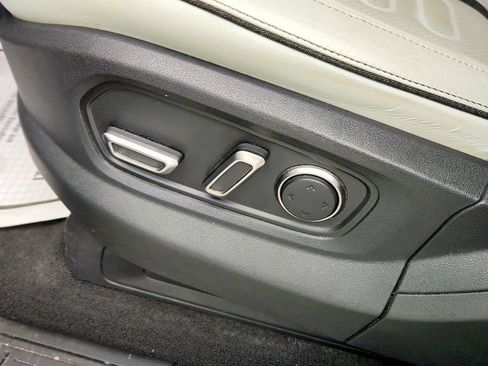 Used 2024 Rivian R1S Adventure AWD/4WD image 10