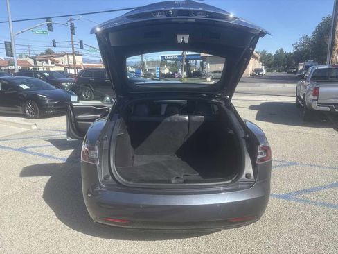 Used 2018 Tesla Model S 75D image 21