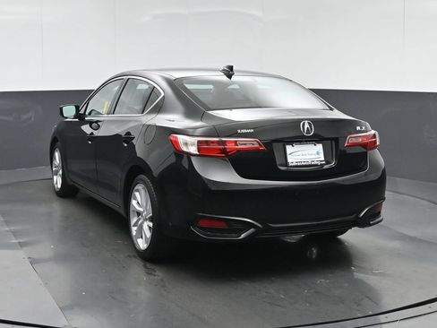 Used 2018 Acura ILX FWD image 5