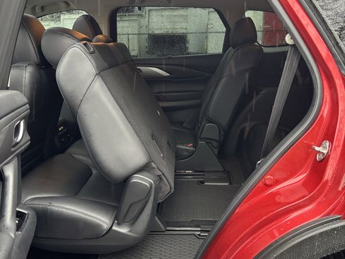 Used 2019 MAZDA CX-9 Touring w/ Touring Premium Package image 21