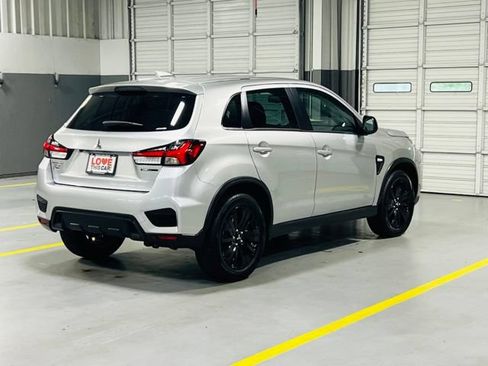 Used 2026 Mitsubishi Outlander Sport LE AWD/4WD image 17
