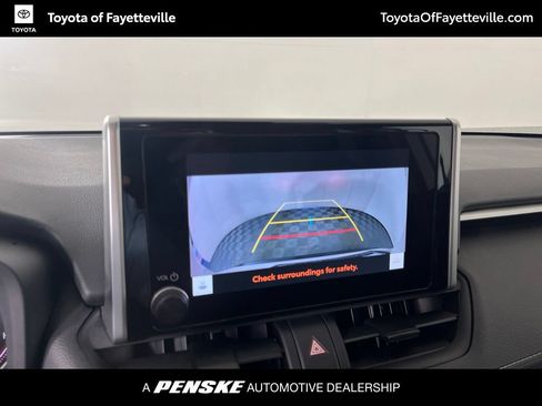 Used 2025 Toyota RAV4 XLE FWD image 28