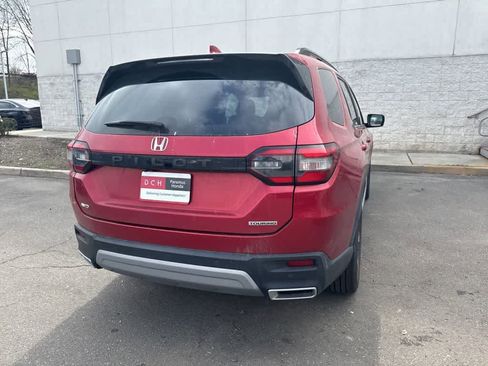 Used 2023 Honda Pilot Touring image 19