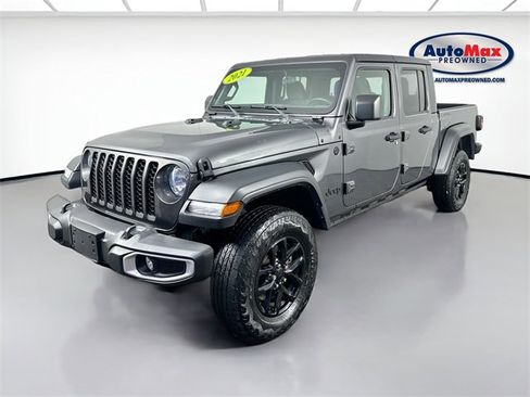 Used 2021 Jeep Gladiator Sport image 4