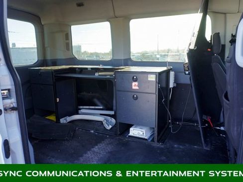 Used 2019 Ford Transit 150 XLT image 5