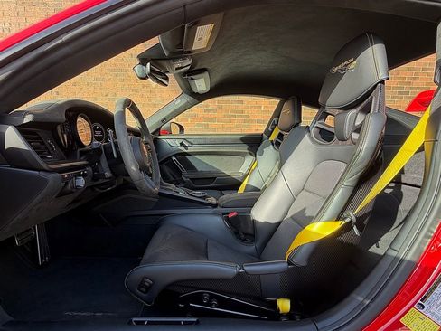 Certified 2025 Porsche 911 GT3 RS image 5