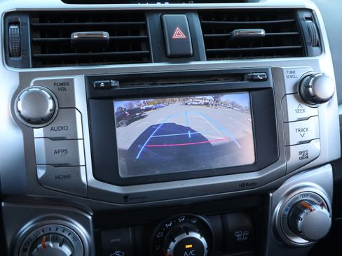 Used 2014 Toyota 4Runner SR5 image 24