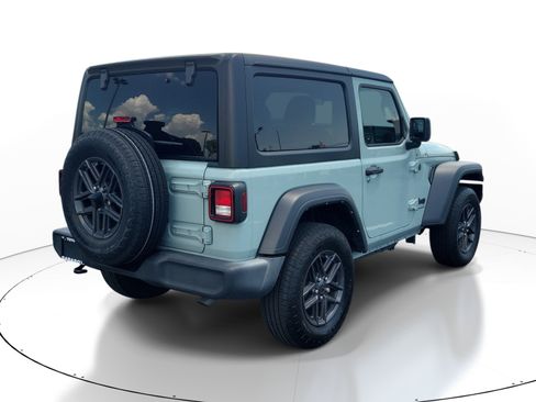 Used 2024 Jeep Wrangler Sport AWD/4WD image 6