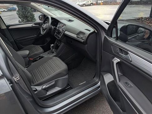 Used 2023 Volkswagen Tiguan S image 11