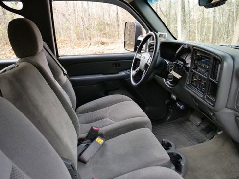 Used 2007 Chevrolet Silverado 3500 LT w/ Heavy-Duty Power Package image 34