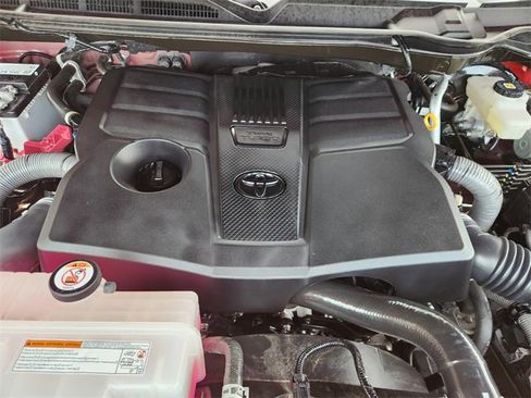 Used 2022 Toyota Tundra Platinum w/ Advanced Package image 22