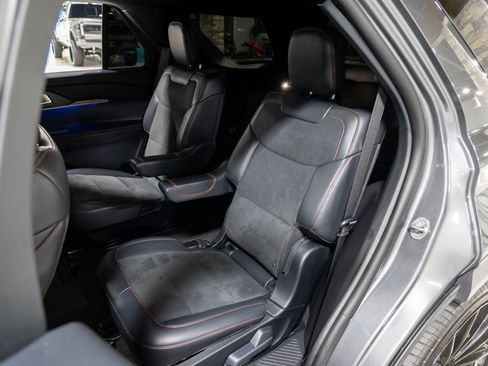 Used 2026 Ford Explorer ST w/ Sun And Sound Package AWD/4WD image 40