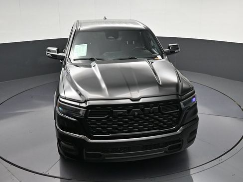 Used 2025 RAM 1500 Big Horn RWD image 22
