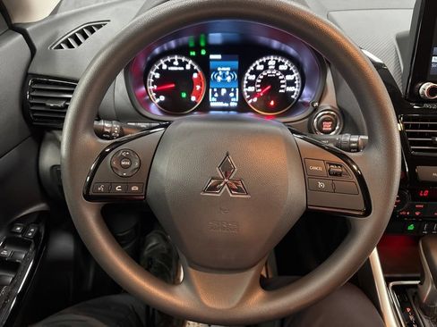 Used 2024 Mitsubishi Eclipse Cross LE AWD/4WD image 23