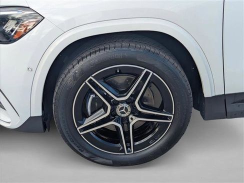 Certified 2025 Mercedes-Benz GLA 250 image 24