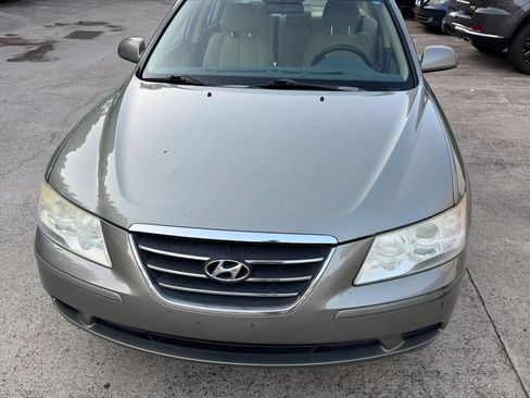 Used 2010 Hyundai Sonata GLS FWD image 1