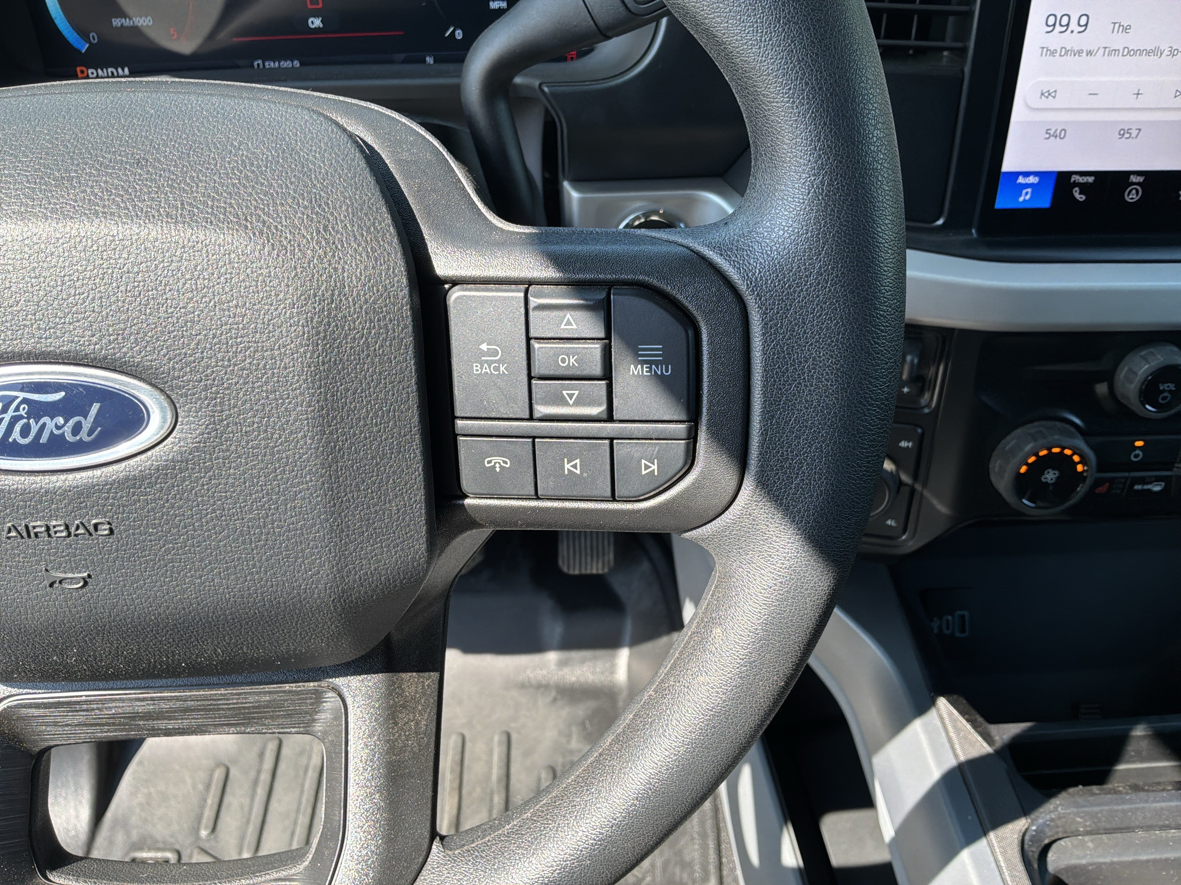 Used 2026 Ford F250 XLT w/ XLT Premium Package AWD/4WD image 20