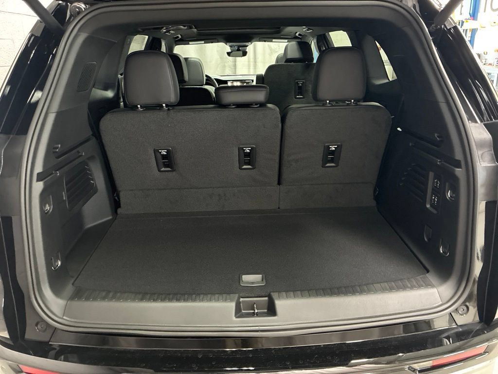 New 2027 GMC Acadia Denali AWD/4WD image 14