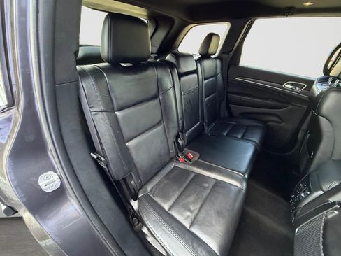 Used 2018 Jeep Grand Cherokee Limited AWD/4WD image 16