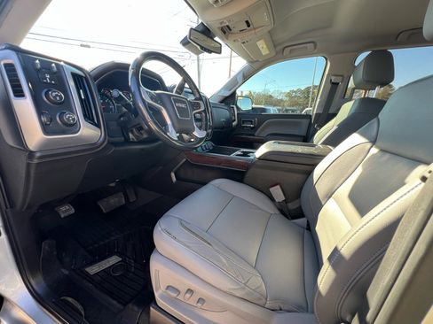 Used 2018 GMC Sierra 1500 SLT image 27