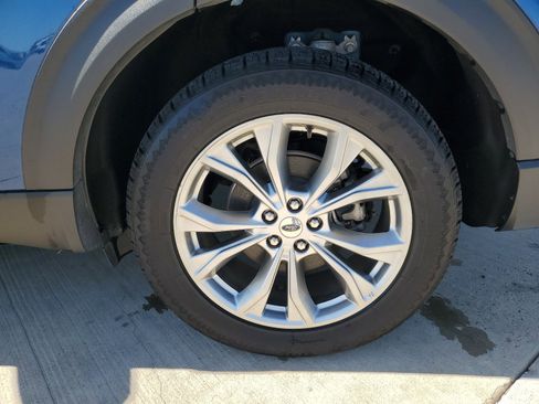 Used 2021 Ford Explorer Limited image 24