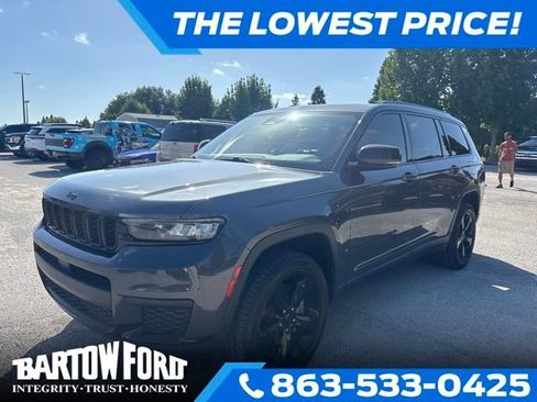 Used 2023 Jeep Grand Cherokee L Laredo RWD image 1