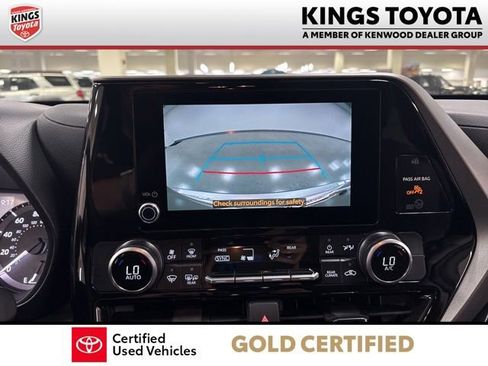 Certified 2025 Toyota Highlander LE AWD/4WD image 21