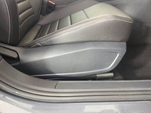 Used 2024 Volkswagen Jetta SE FWD image 37