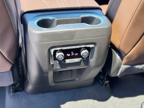 Used 2026 Chevrolet Tahoe High Country w/ Sun And Tow Package AWD/4WD image 25