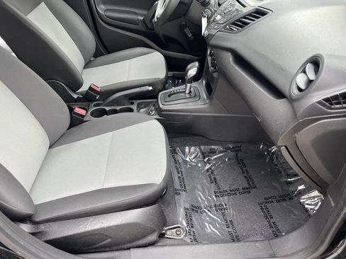 Used 2016 Ford Fiesta S image 10