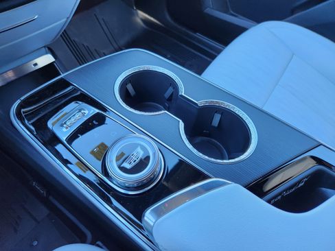 New 2025 Cadillac Lyriq Luxury image 29