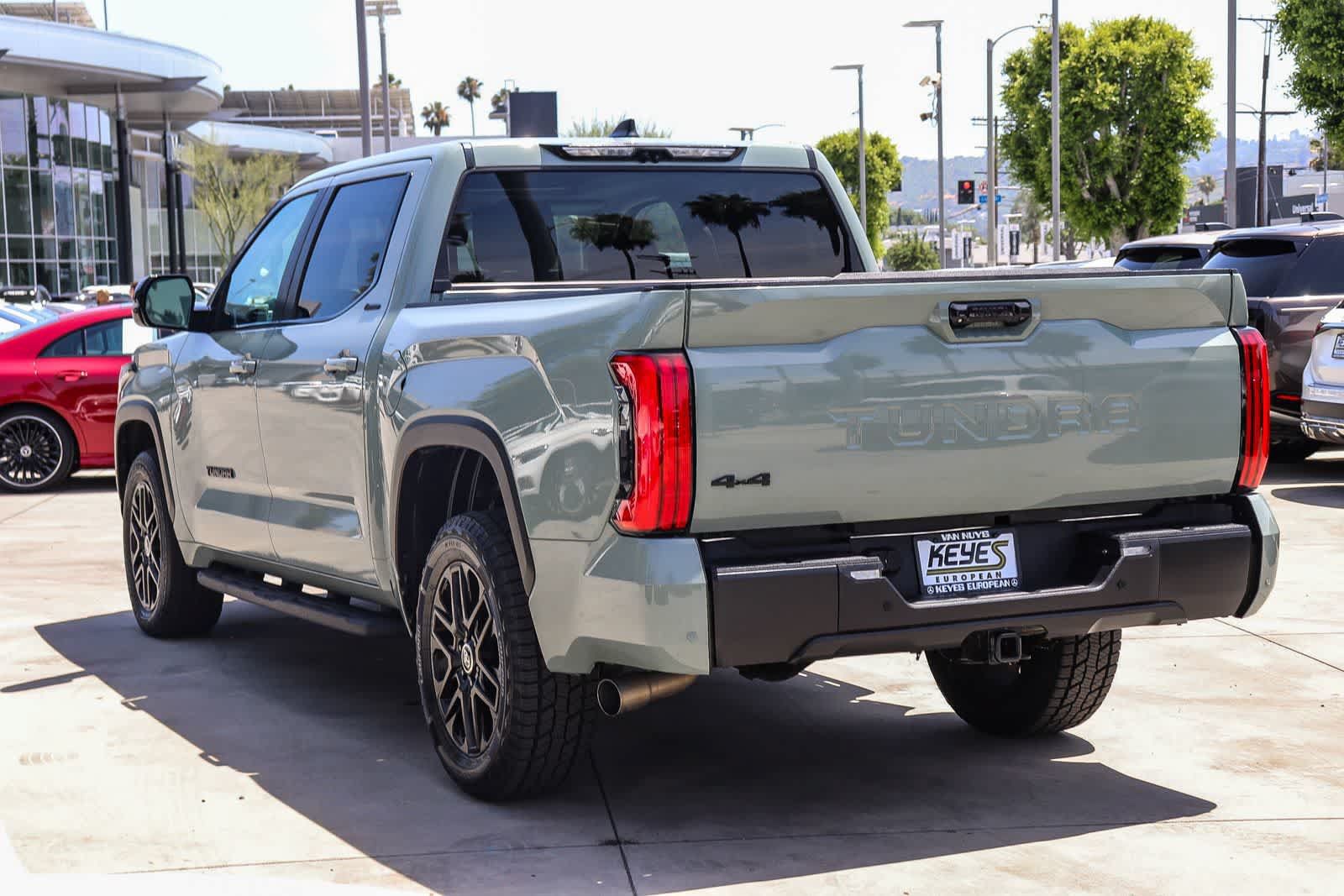 Used 2024 Toyota Tundra Limited AWD/4WD image 2